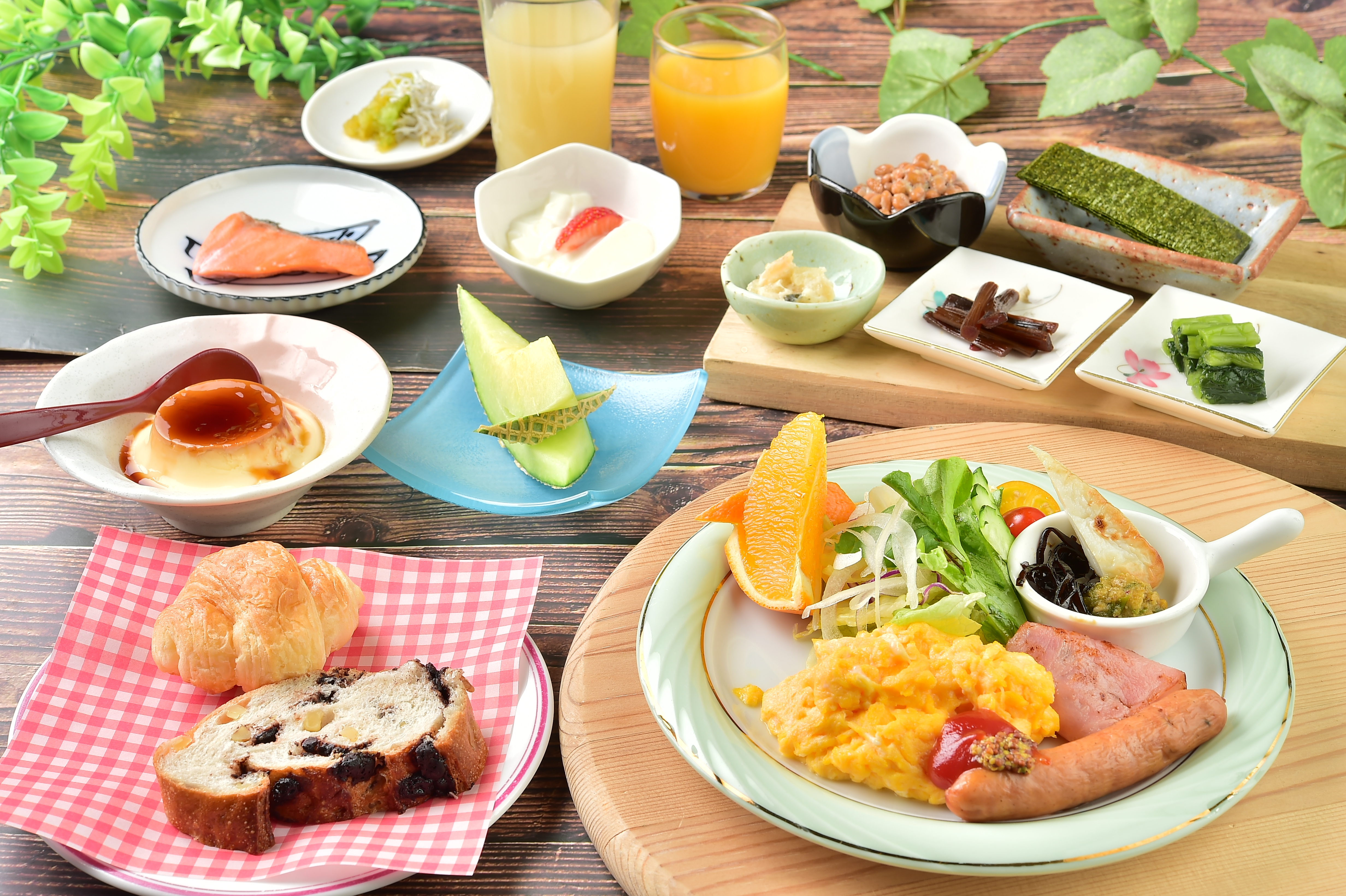 朝食